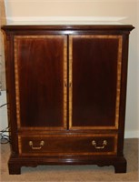 Beautiful Entertainment Cabinet with Glass Top