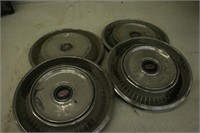 13.5" Ford Set of 4 Hubcaps