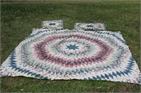 Quilt with 2 shams 80 x 80