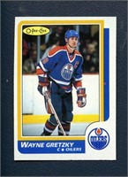 Wayne Gretzky 1986-87 O-Pee-Chee #3 NM+ Shape