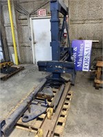 2 separate forklift booms. These have been used