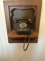 Vintage Siemens and Halskle telephone