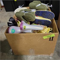 Misc box of childrens boots & shoes(boys and