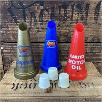 3 x Original Plastic Pourers & Caps
