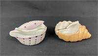 (2) Vtg Porcelain Sea Shell Dishes 4" Long