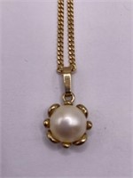 14K Gold Pearl Pendant and Necklace