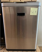 D - TOUCHLESS STAINLESS TRASH CAN (SL8)