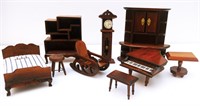 9 Dollhouse Miniature Wood Furnishings: Livingroom