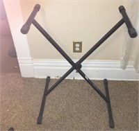 Quiklok piano stand