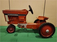 International 86 Pedal Tractor