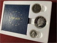 UNITED STATES BICENTENNIAL SILVER PROOF SET