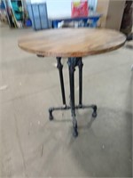 Wood Top Circle Table