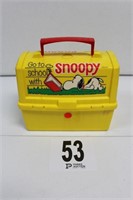 Snoopy Yellow Plastic Lunchbox (Back Right Snap