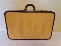 Vintage Macy's Associate Fleetwing Suitcase