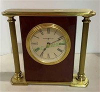 Howard Miller battery operated mantle clock in