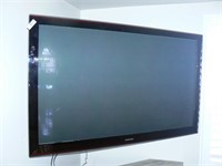 62" Samsung flat screen TV --works