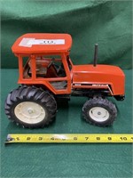 ERTL DEUTZ-ALLIS 8010 Tractor