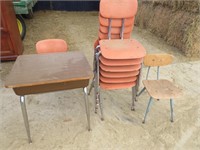 Children's school desk & chairs