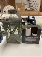 Mainstays medium lantern(damaged) LED Candle(1)