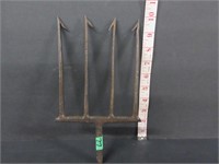 FORGED ANTIQUE EEL-FISH SPEAR