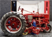 Ertl Precision Farmall H Tractor with Planter