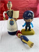 3 Decorative/Collectable Figures
