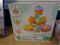 Cupcakes & more Dessert Stand