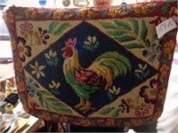 Wool Rooster Rug 20in x 27in