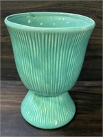 Vintage Roseville Green Ceramic Planter 8 1/2" tal