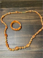 Polished stone necklace and bracelet
