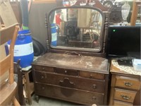 Vintage Dresser 3 over 2 Drawer w Mirror