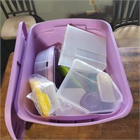 Tote of lock lid storage containers