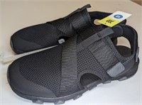 New In Motion Men's Size 12 Sandal Shoes