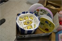 Doll's ceramic tea set