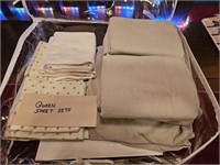 2 Sets of Flannel Queen Bedding