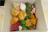Box Gund bears & toys - 13 pcs.