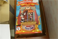 Enesco Mickey's Magic Show musical toy