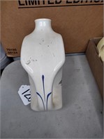 Vintage Universal Cambridge CO. pottery pitcher