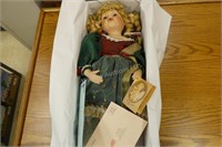 Debutante doll porcelain - "Marth" - wrong box
