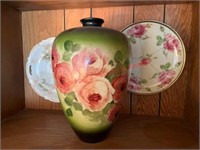 Vintage Lg. Vase & 2 plates
