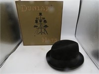 Dunlap hat. w/box.