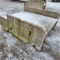 Concrete Bunk Feeder (Cracked)