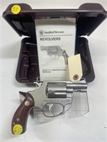 Smith & Wesson "Lady Smith" revolver .38