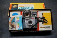 Brownie Starmite Camera w/ Flash