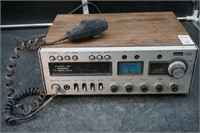 Montgomery Ward 702 CB Radio