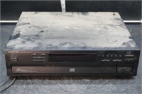 Kenwood CD Player Model DP-R792