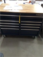Husky extra deep 46 in 9 drawer mobile work bench