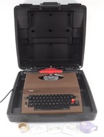 Sears Scholar Electric Typewriter with Case