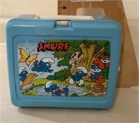 Plastic Smurf lunchbox