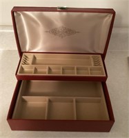 Jewelry box